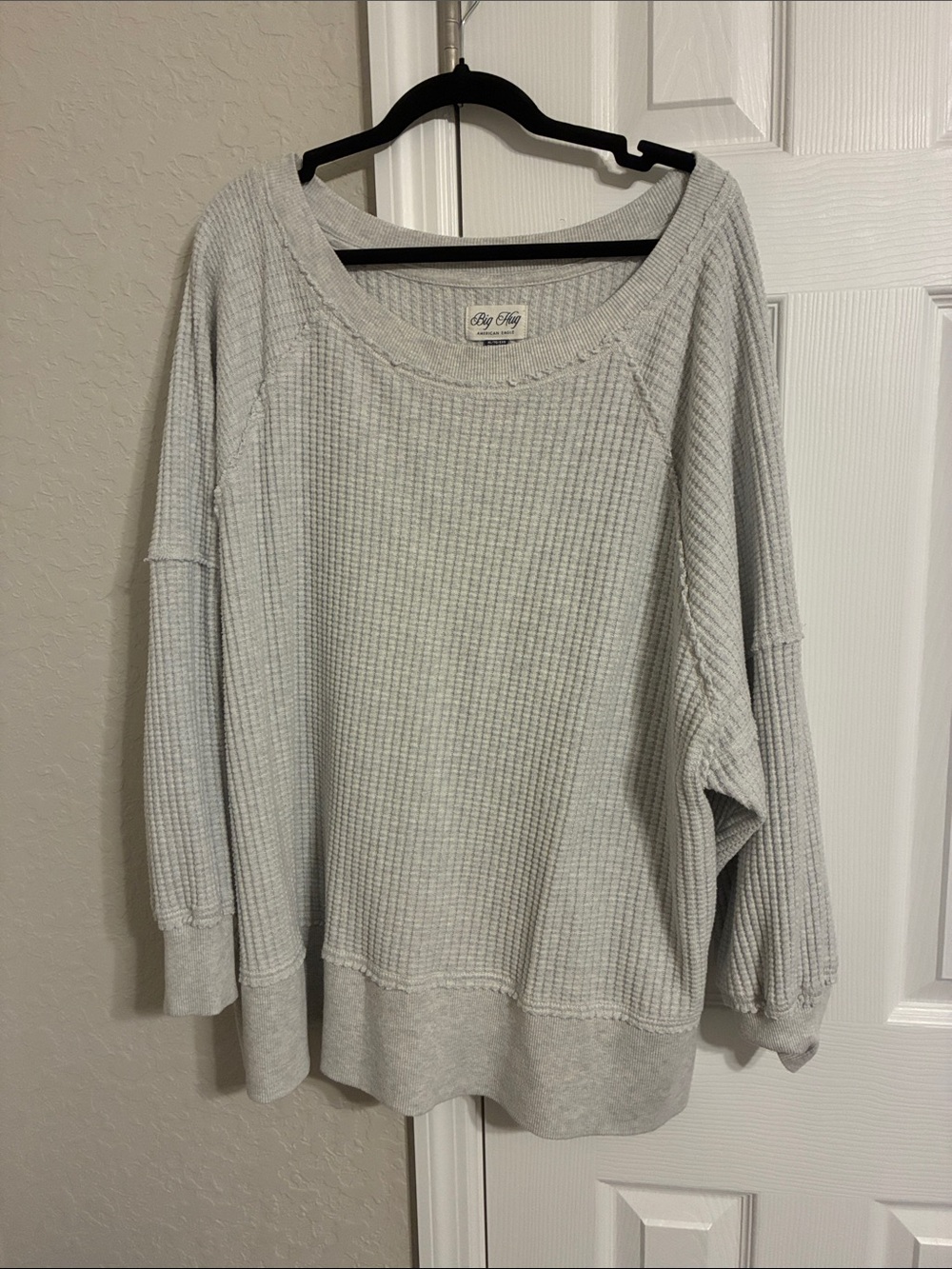 American Eagle Outfitters Light Gray Waffle Scoop-Neck Pullover